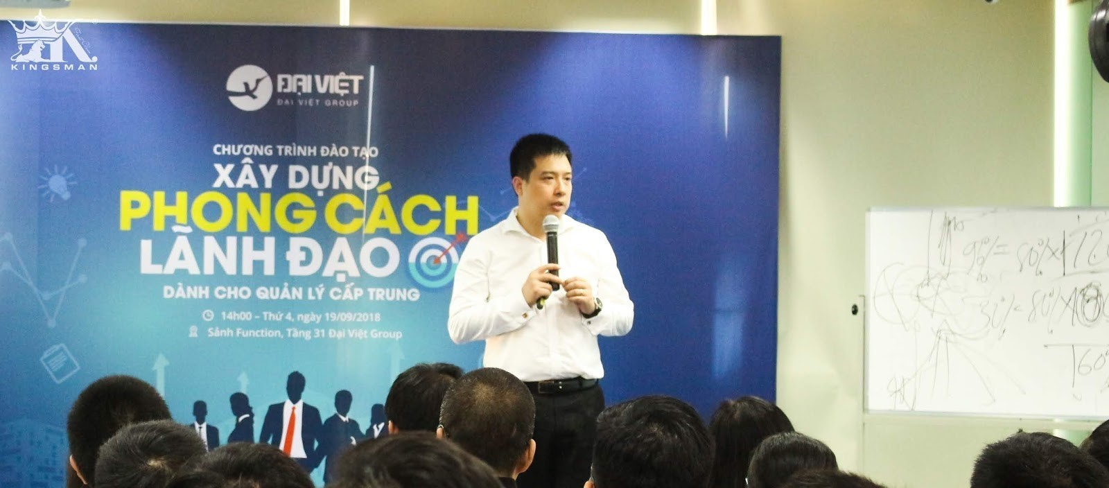 ​TS. Hoàng Trung Dũng gỡ rối cho các câu hỏi của doanh nghiệp