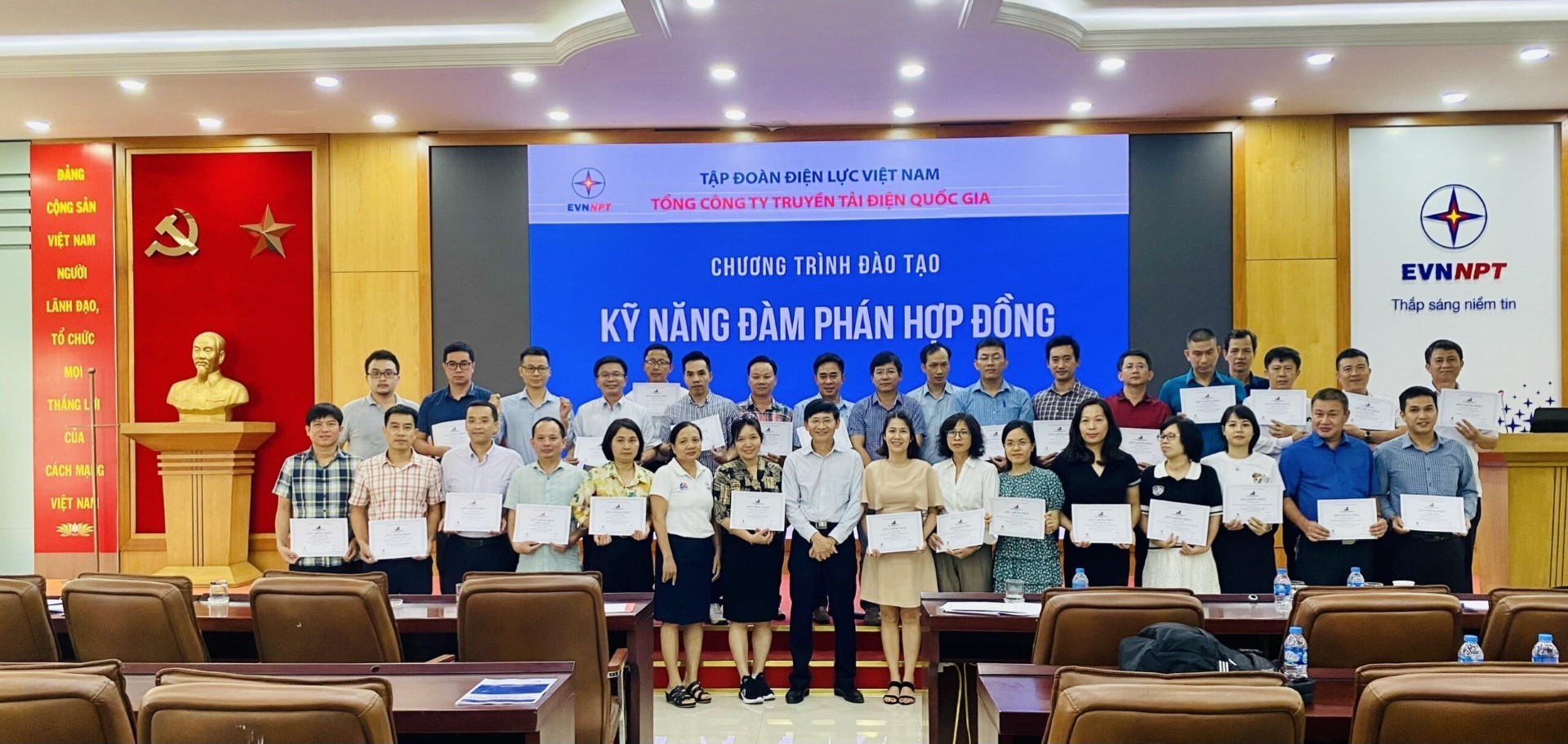 Kỹ năng đàm phán ký kết hợp đồng