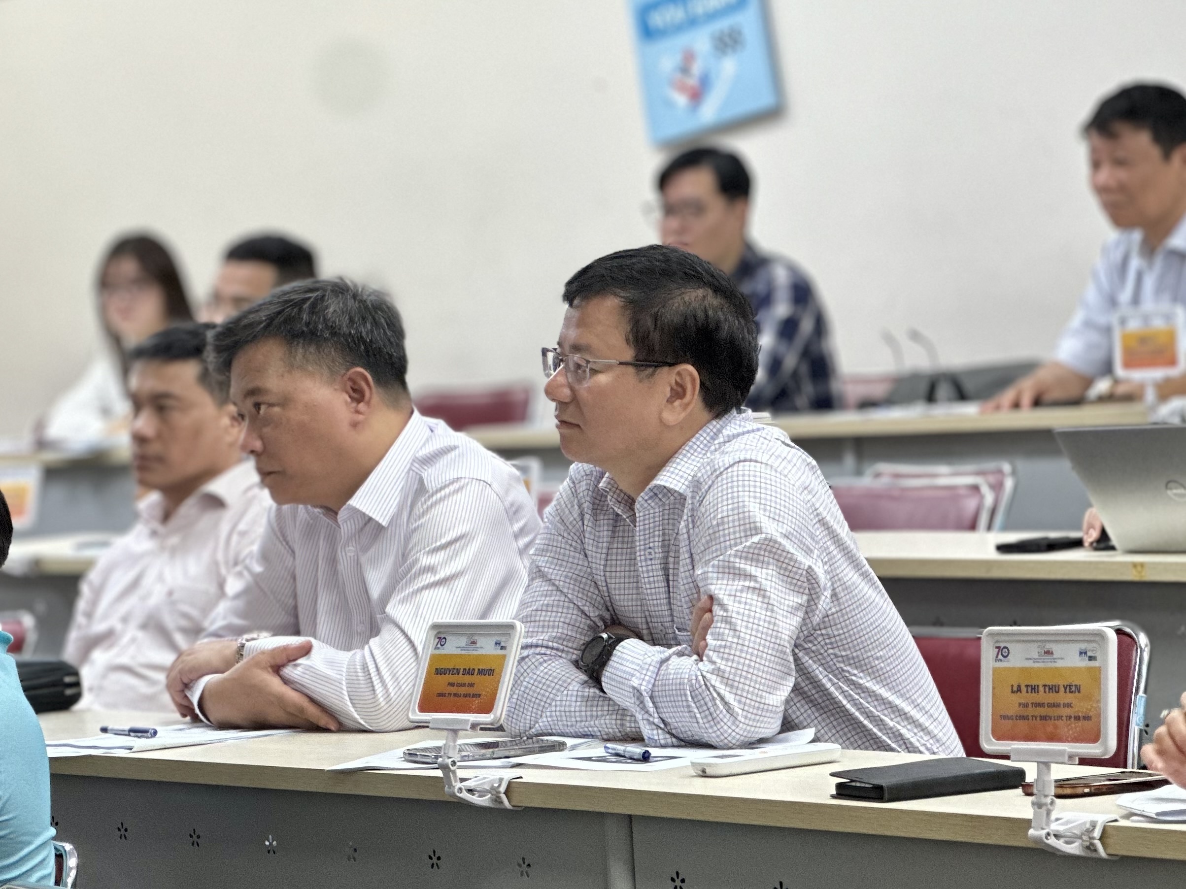 d5b269107708cd569419