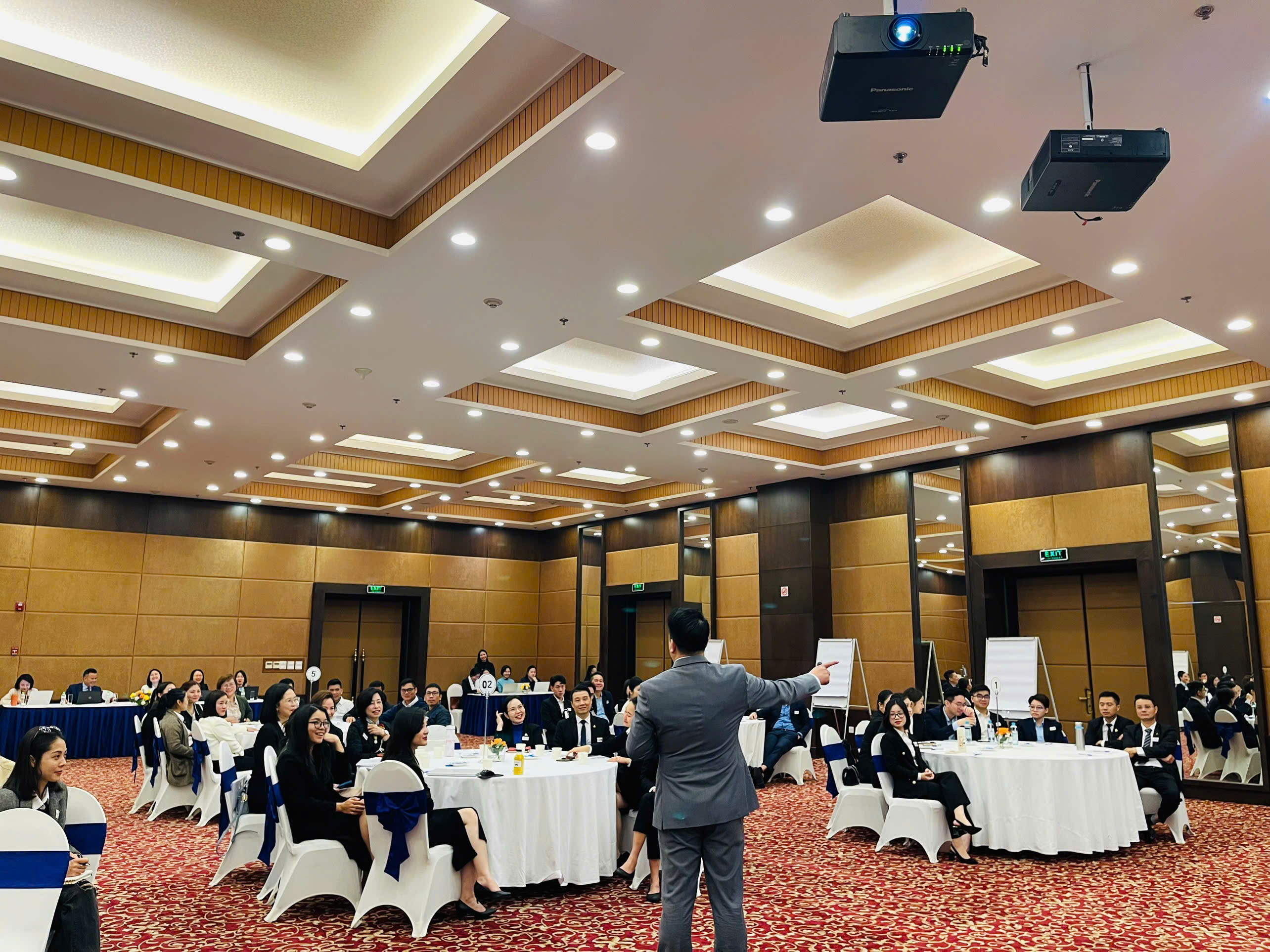 2ea903318ebb3ee567aa