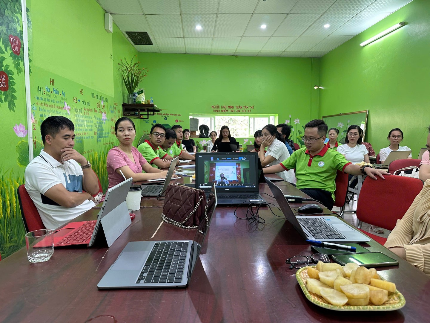 f1198bd27705ce5b9714