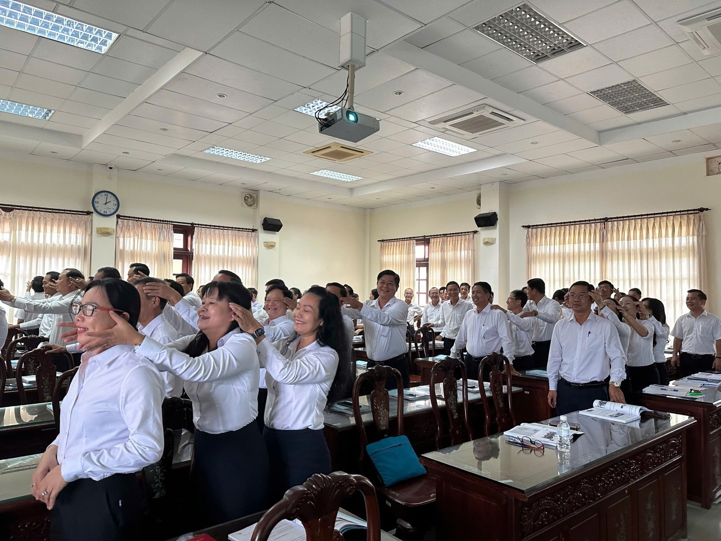 09c104e5448ae2d4bb9b