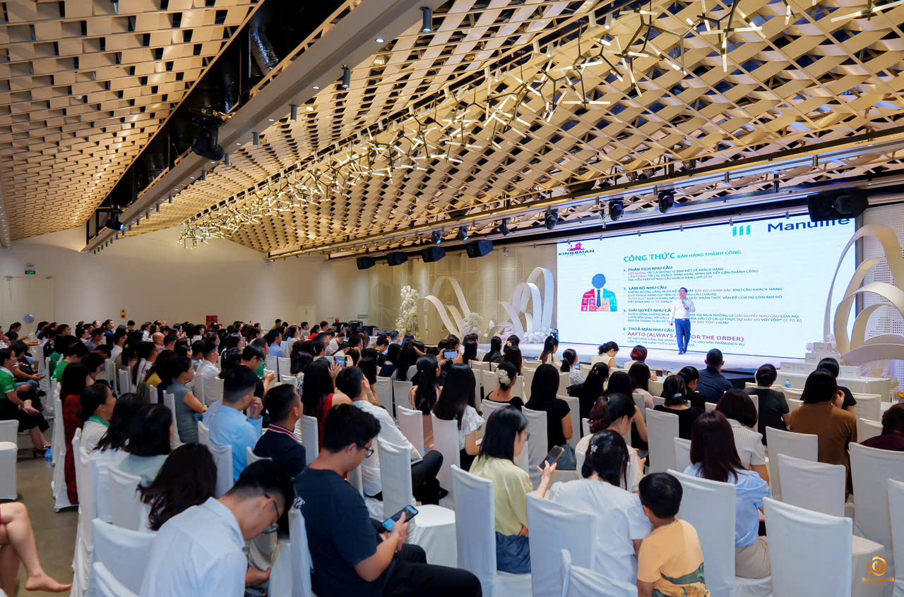 z7013157373663_b375a8a8487d58ee23bf40e408ba2dab