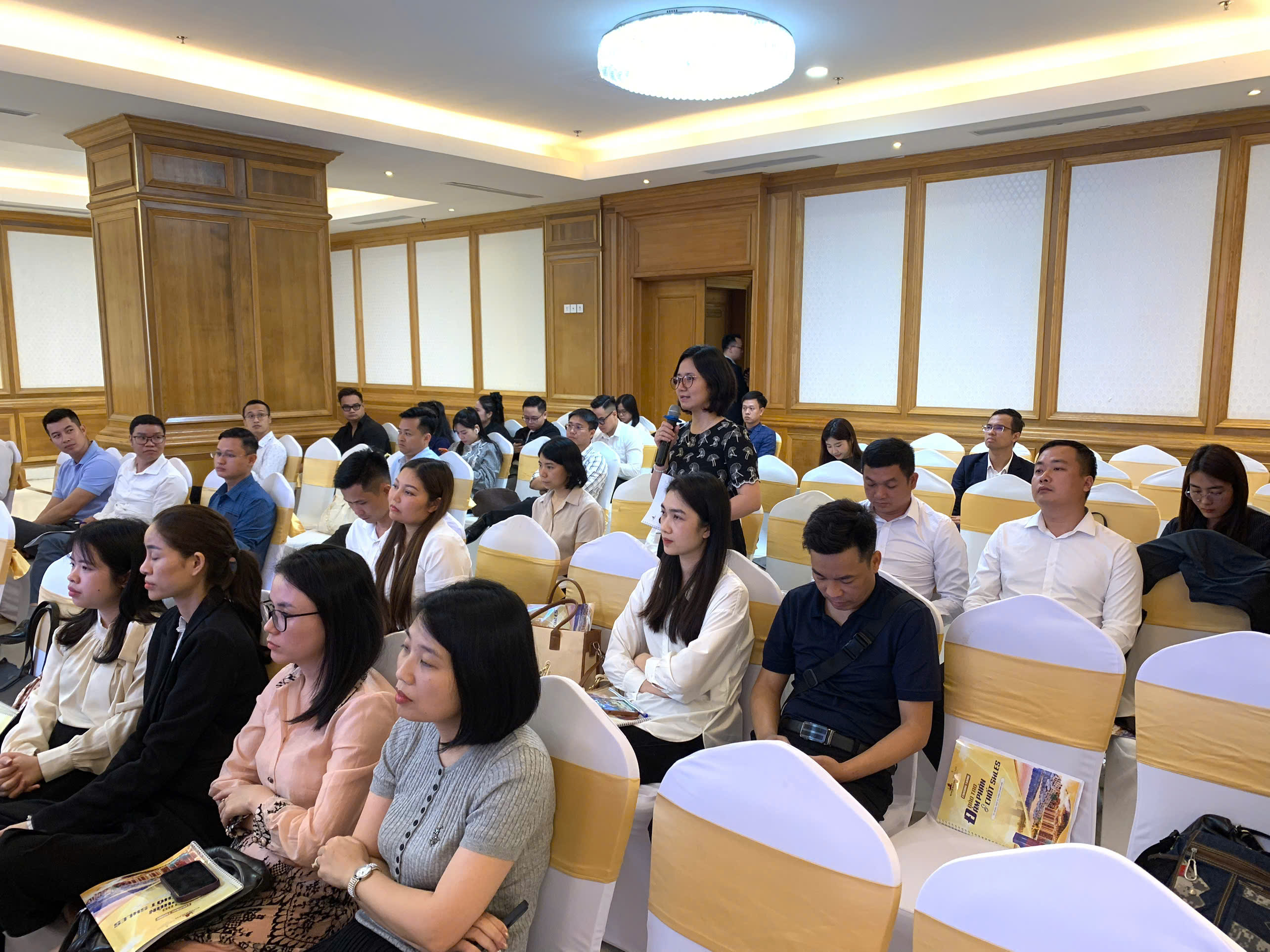 z7703704292182_89ea24f7cfe2ef5d5f874ccd6584f909