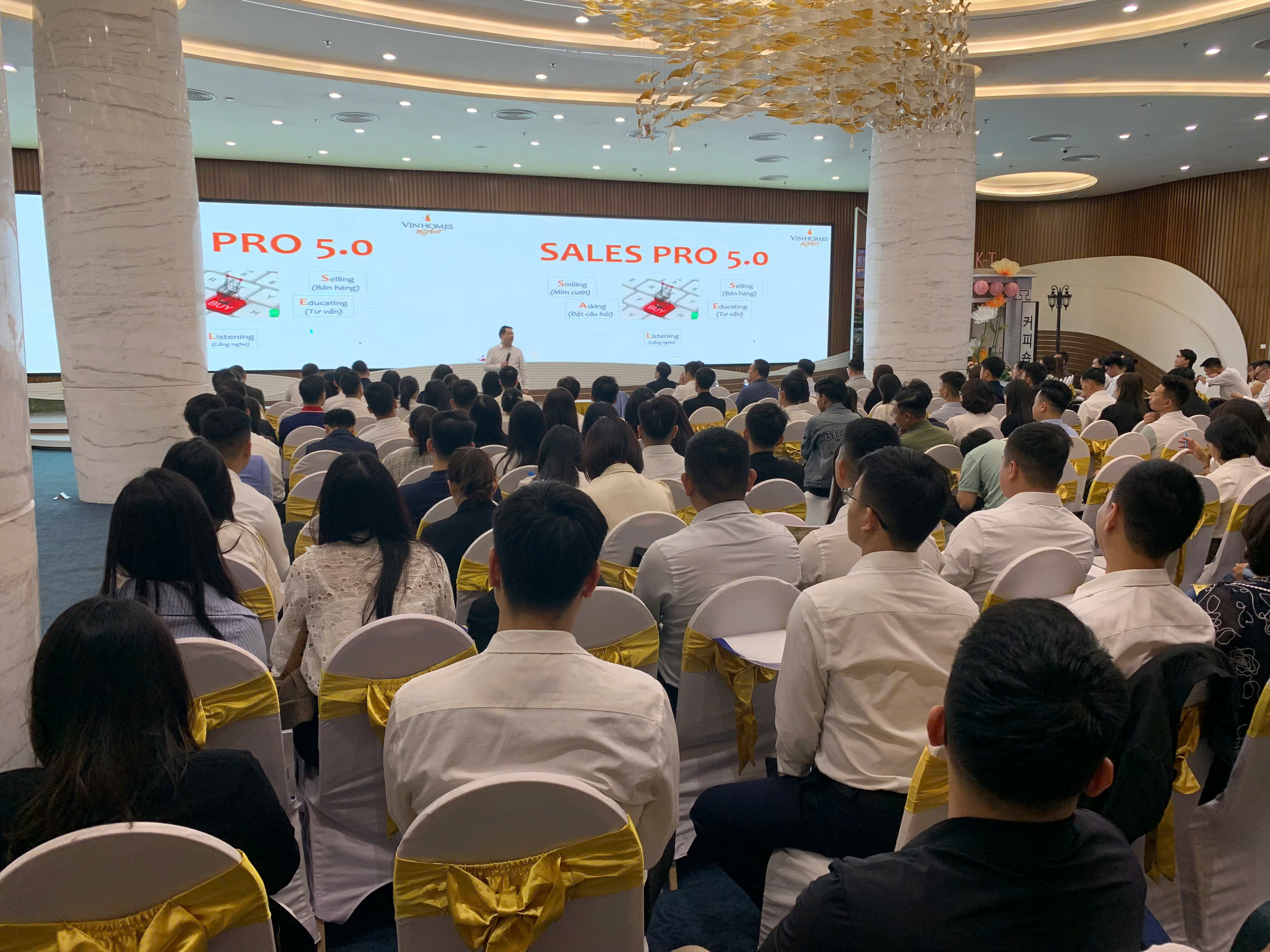 z7635581007617_f98798f7696e596ee8d021baa304413b