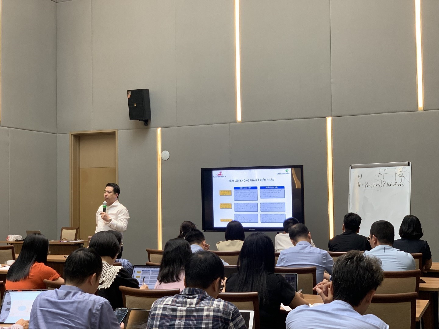 e5d53f22f9915bcf0280