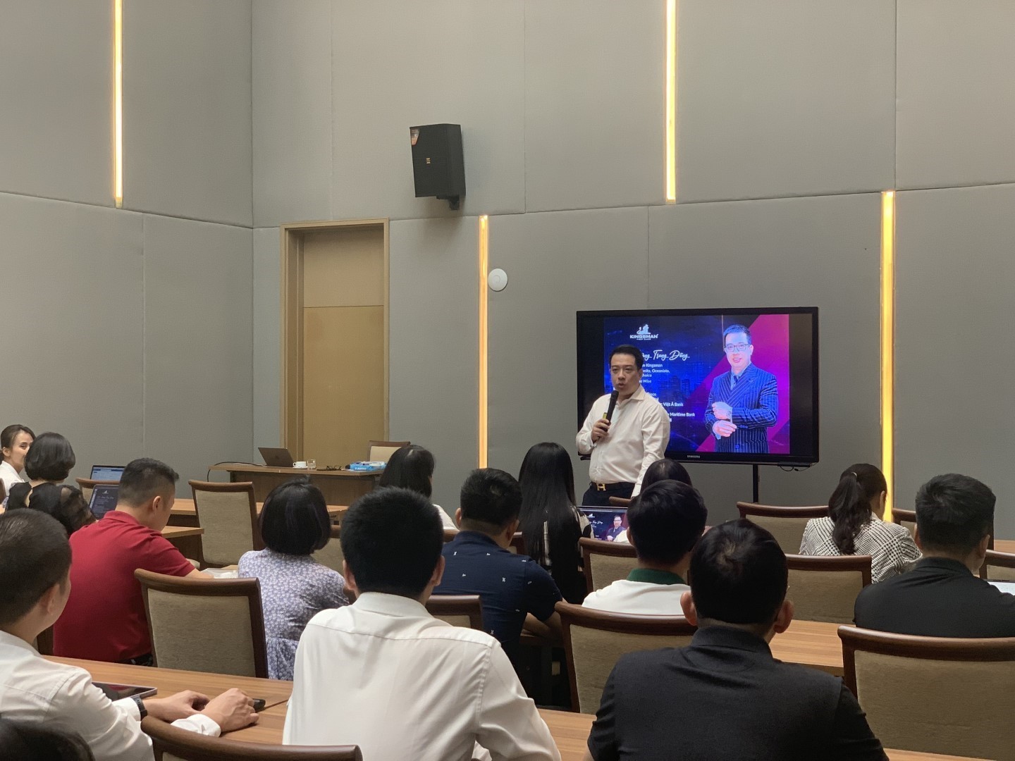 2b9033e3b2ce109049df