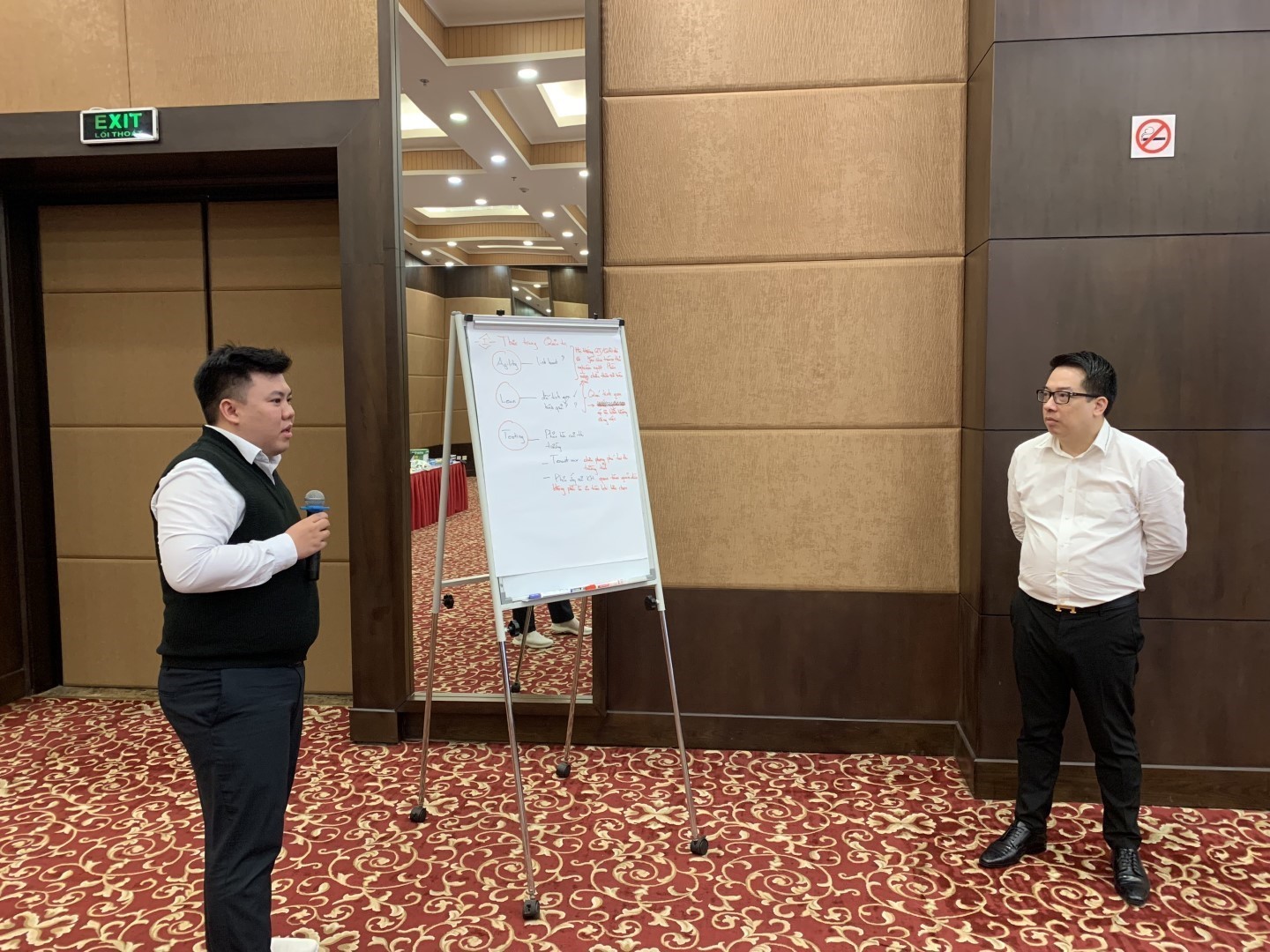 ceaefb7d7ff6dca885e7