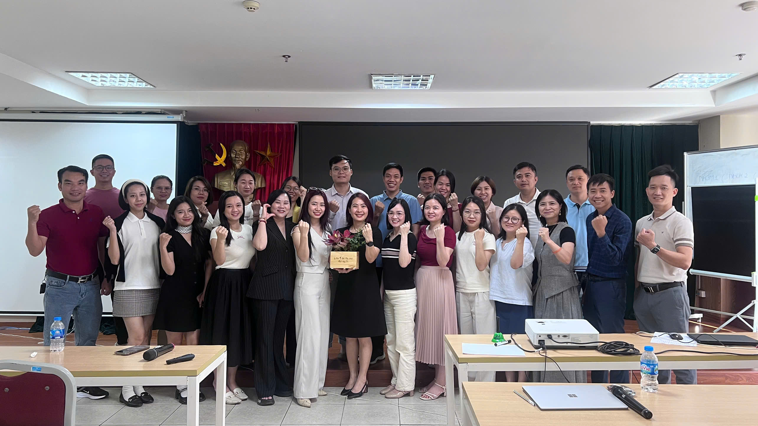 z6816848739888_b8acf7aa8419ada65e99ad9f7a8b2ed9