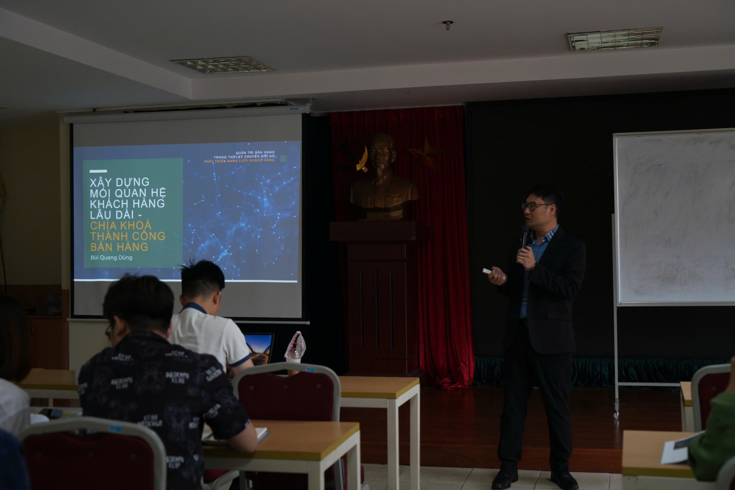 z6816849227112_98aec9af1f9e7db09577389c036d04d4