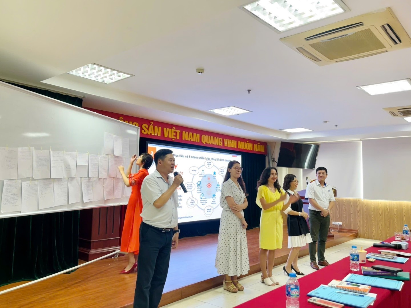 ce6cfeebe59241cc1883